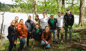 SevenGen team volunteering